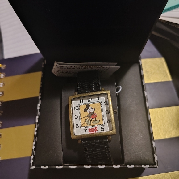 Mickey Mouse Gold and Black Watch - Picture 5 of 5